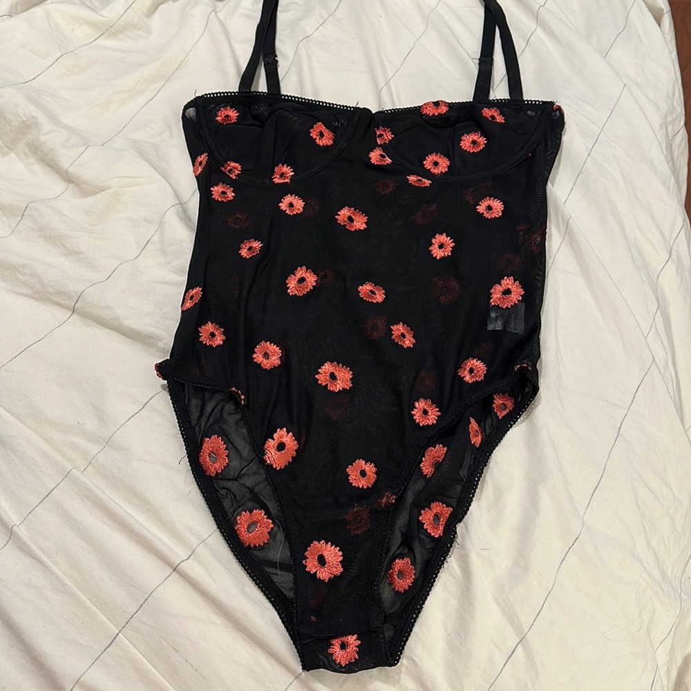 Princess Polly floral mesh black adjustable bodysuit